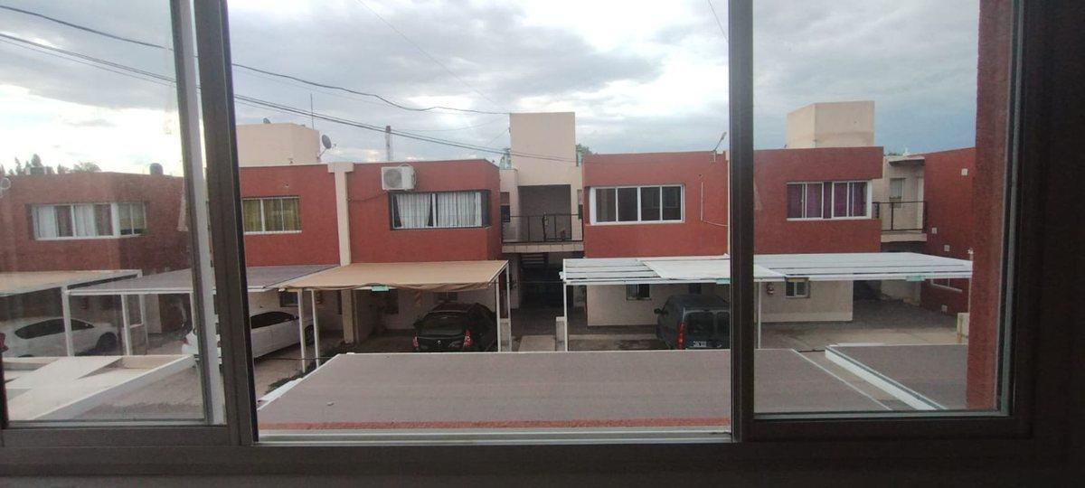 Foto de VENTA DEPARTAMENTO 2 DORM. COCHERA GUAYMALLEN, imagen 2