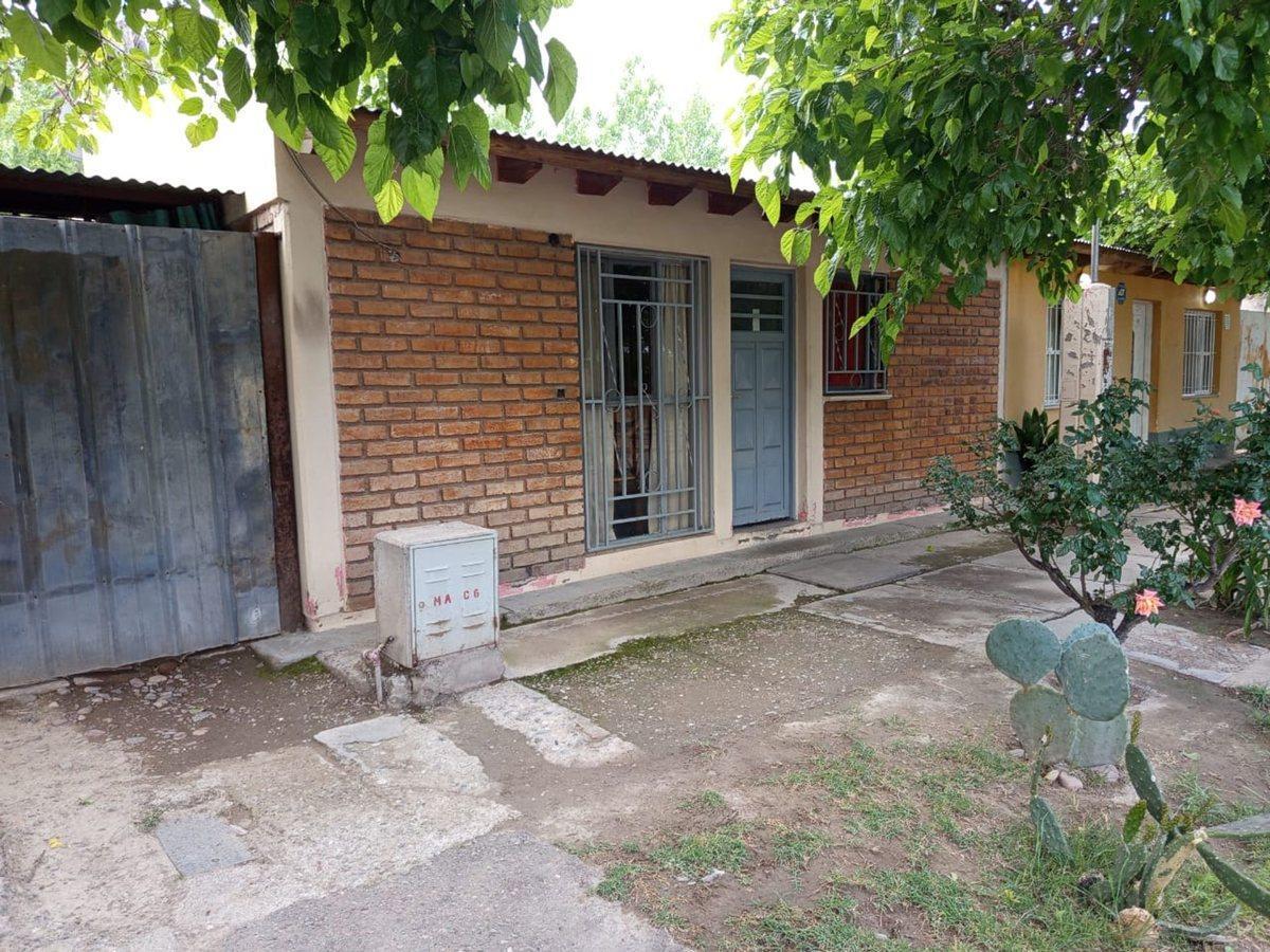 VENTA CASA EN TUNUYAN-COLONIA LAS ROSAS- MENDOZA