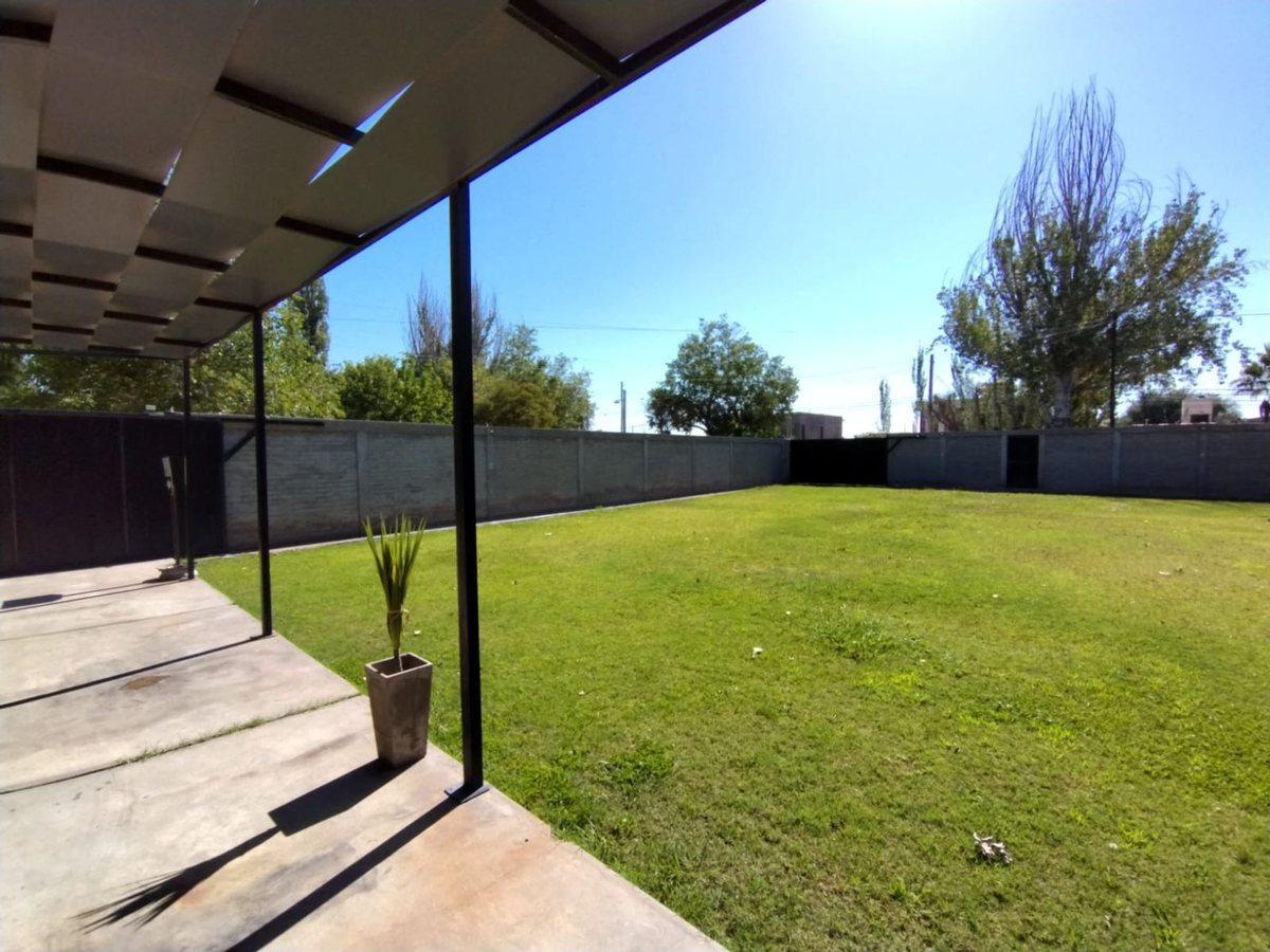 Foto de Se vende lote con salón de eventos, chacras, Mza, imagen 4