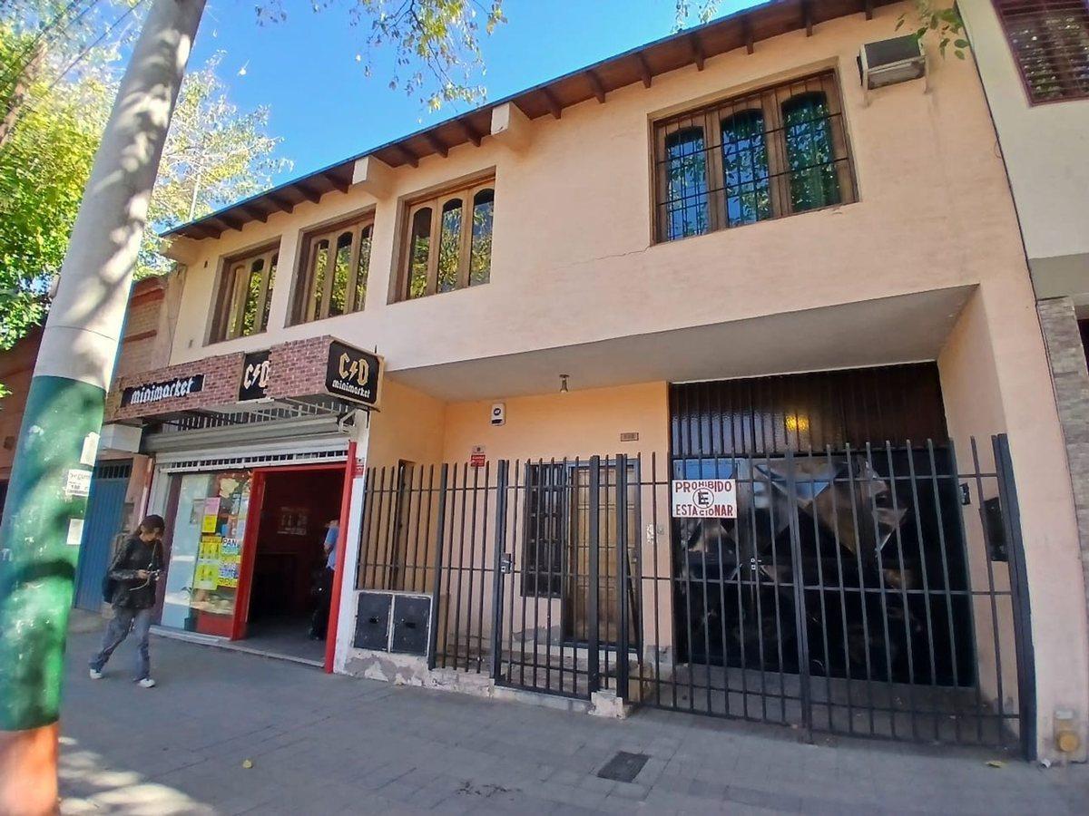 Foto de Venta Salón comercial y Departamento .Guaymallén, imagen 1