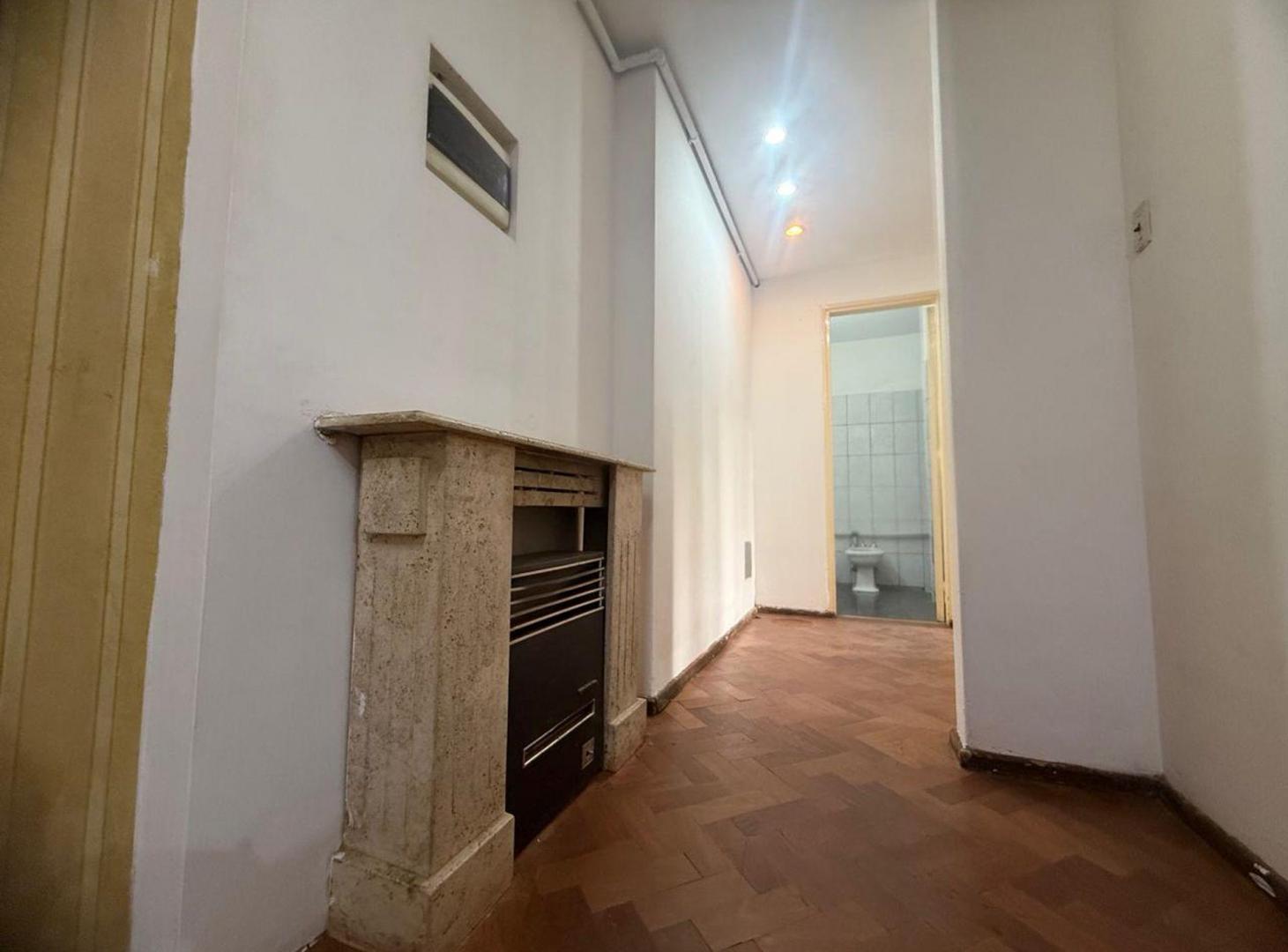 Foto de VENTA DEPARTAMENTO PB CIUDAD APTO CREDITO, imagen 2