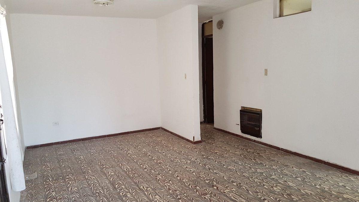 Foto de VENTA DE CASA DOS DORMITORIOS LAS HERAS, imagen 2