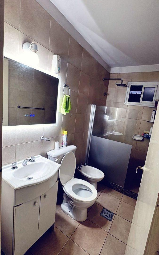 Foto de VENTA CASA MODERNA- GUAYMALLEN MZA, imagen 2