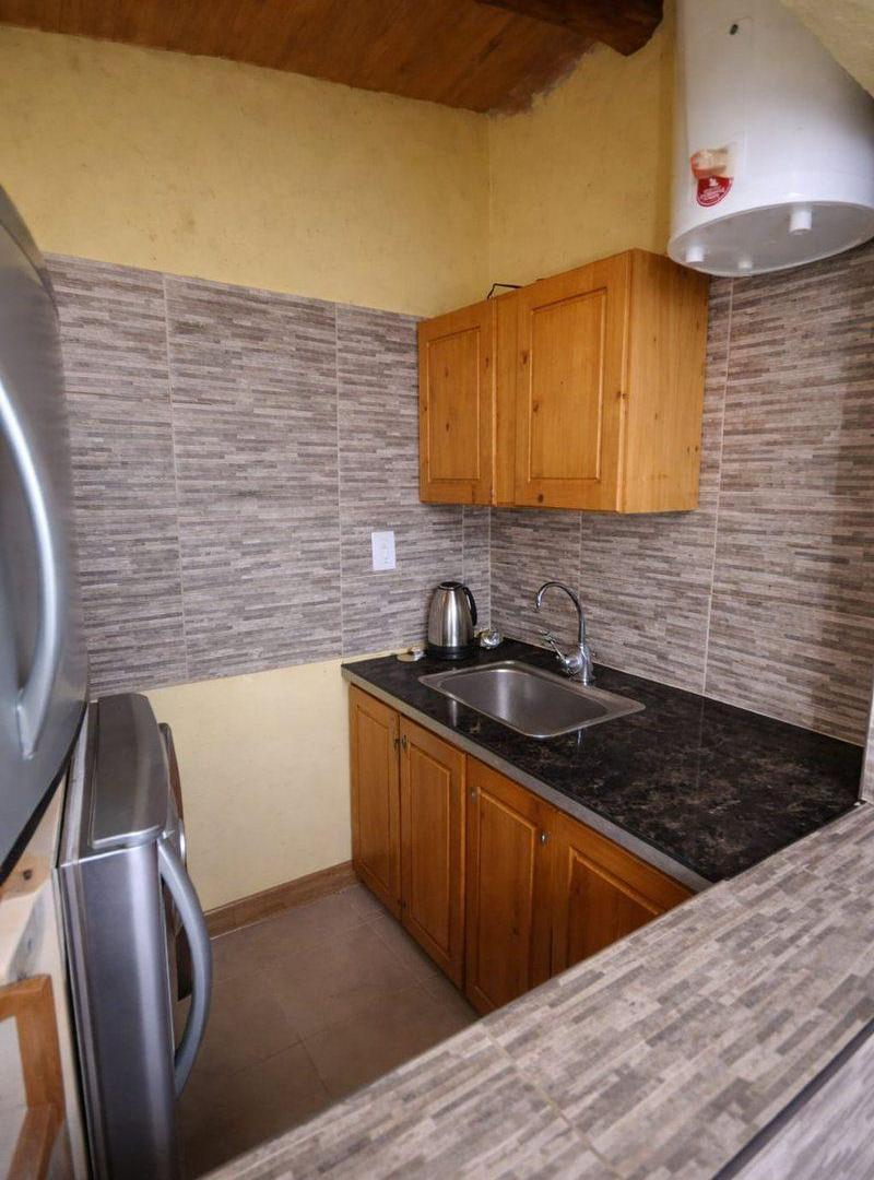 Foto de Venta de casa con pileta, Guaymallén, imagen 4