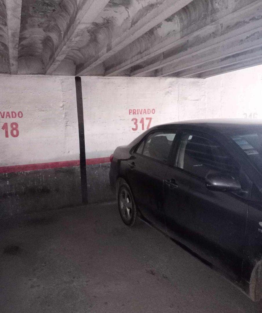 Foto de VENTA COCHERA FIJA CALLE RIOJA CIUDAD MZA, imagen 2