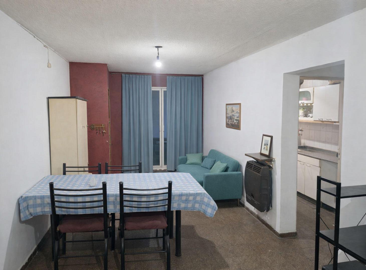 Foto de VENTA DE DEPARTAMENTO PLANTA BAJA - LAS HERAS, imagen 2