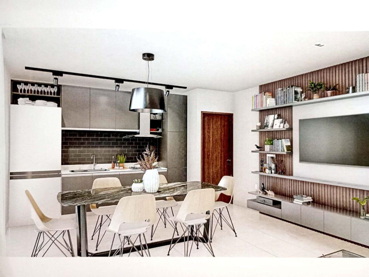 Foto de VENTA CASA POZO 2 DORMITORIOS B° PRIVADO MAIPÚ, imagen 1
