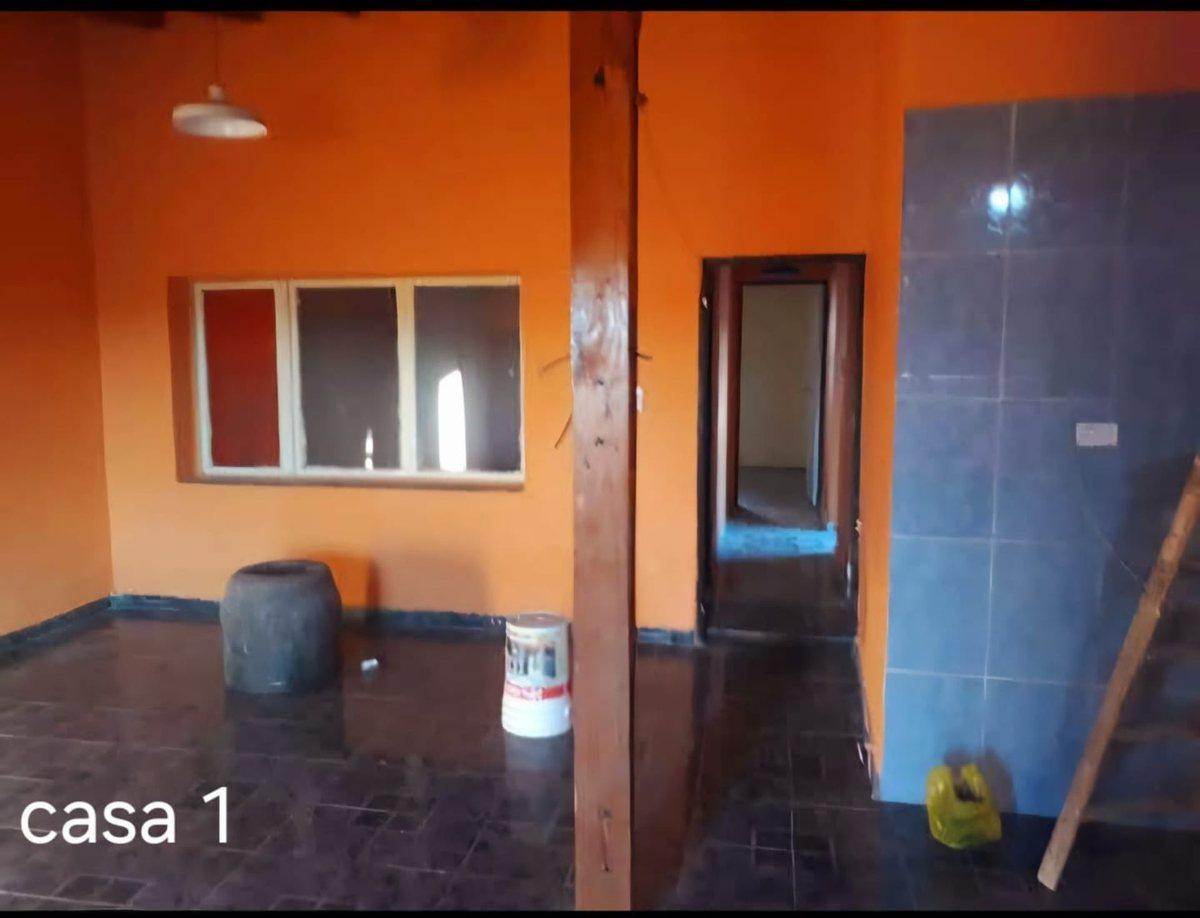 Foto de Venta casa y dos departamentos. Guaymallén., imagen 2