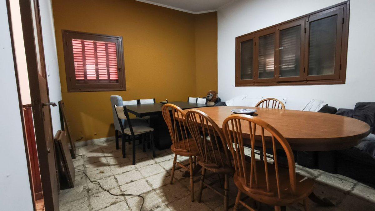 Foto de CASA EN VENTA CON IMPORTANTE TERRENO EN GODOY CRUZ, imagen 2