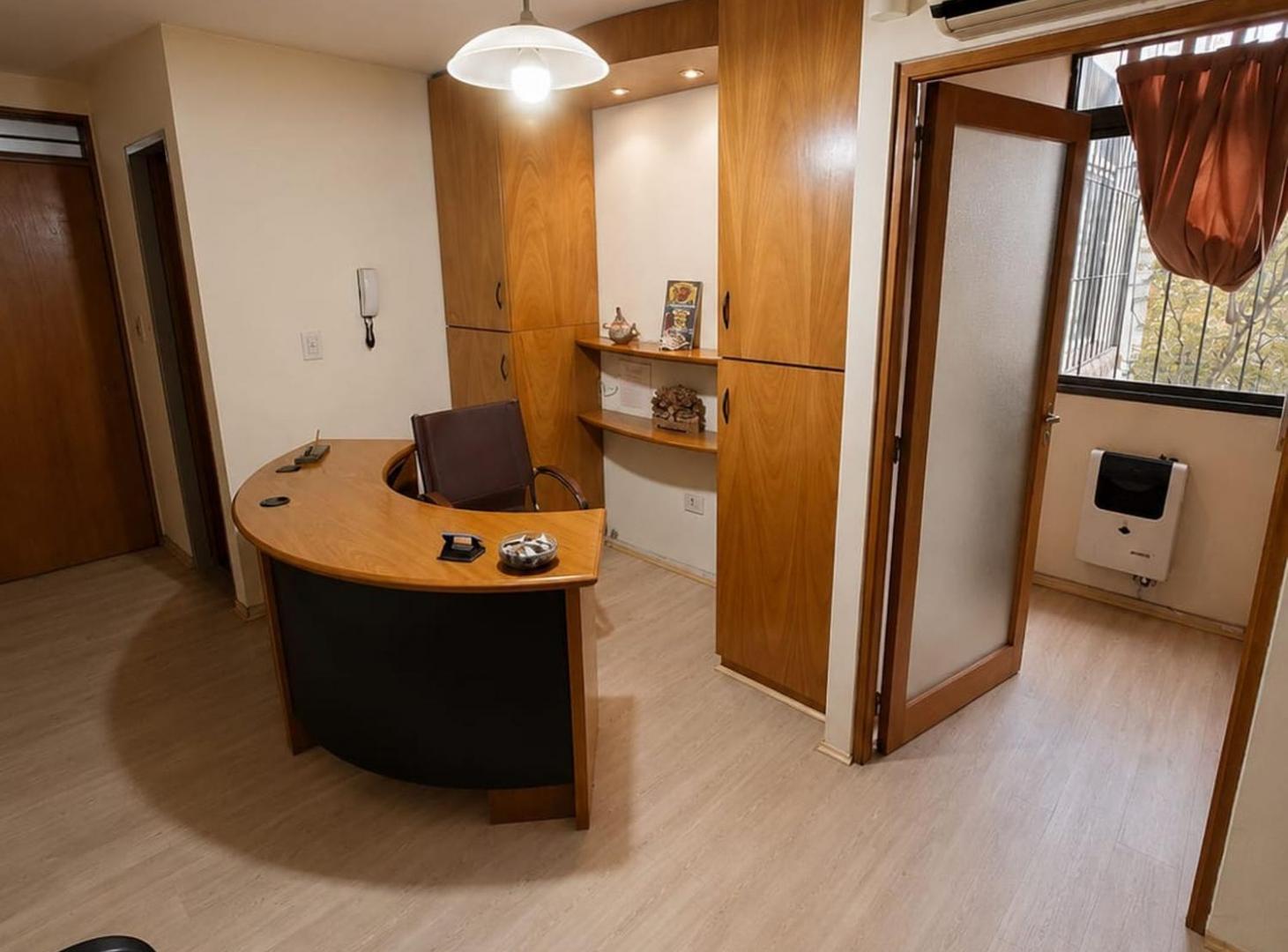 Foto de Oficina en Venta 3 Privados, Recepción y Ascensor, imagen 1