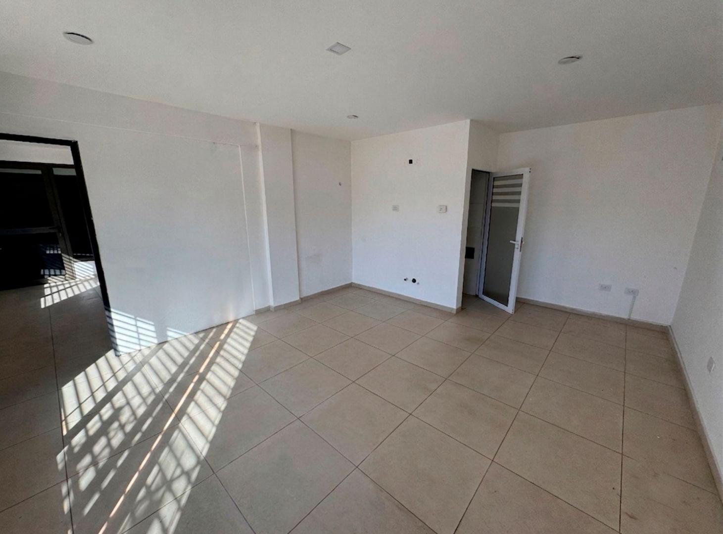 Foto de ALQUILER LOCAL COMERCIAL - CONSULTORIO /OFICINA, imagen 2