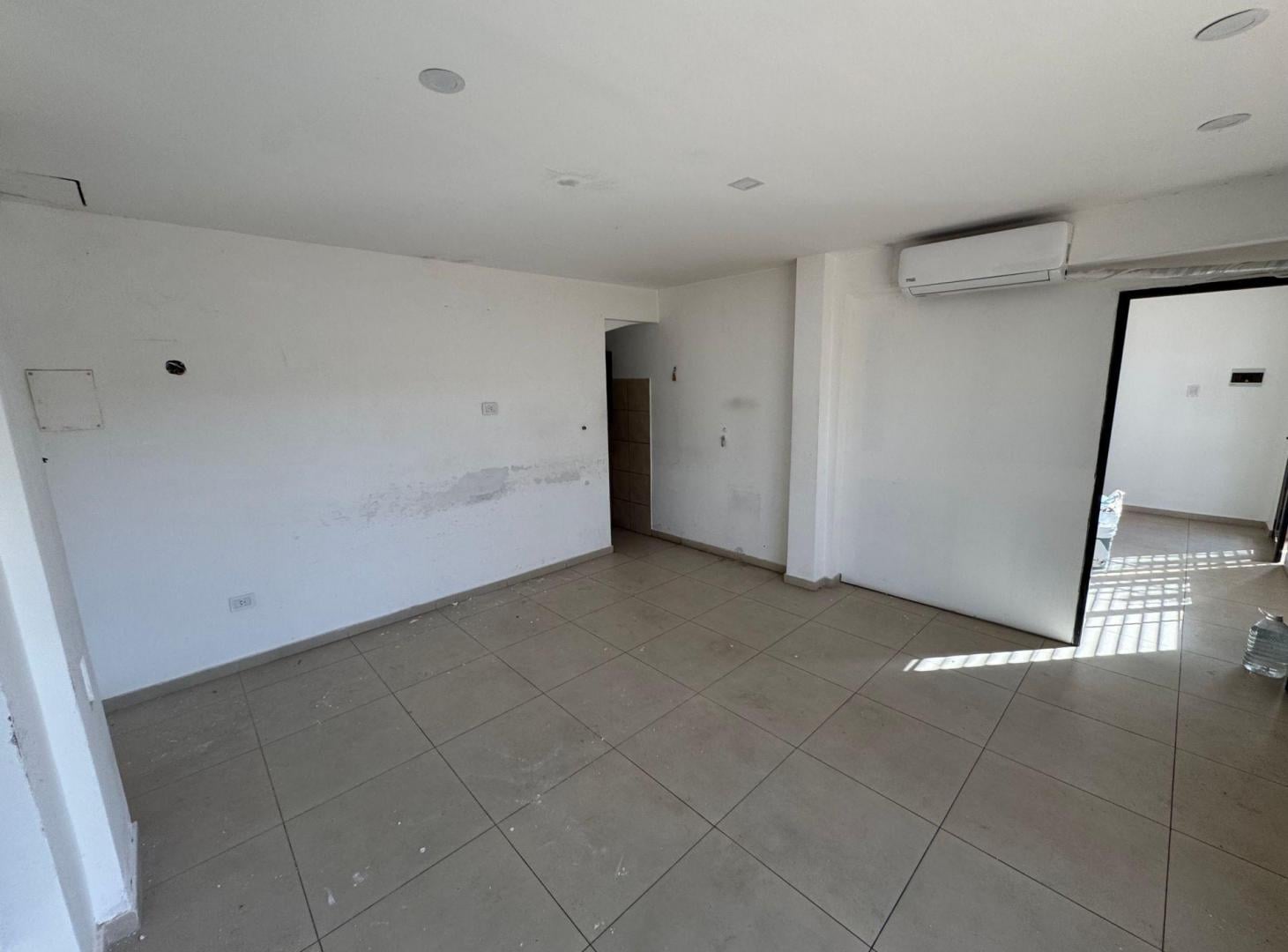 Foto de ALQUILER LOCAL COMERCIAL - CONSULTORIO /OFICINA, imagen 5