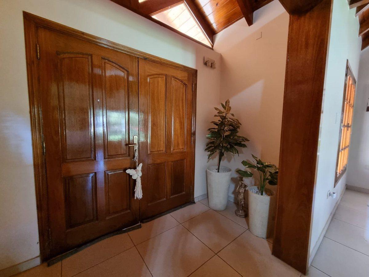 Foto de VENTA CASA LUJAN DE CUYO DRUMMOND MENDOZA, imagen 4