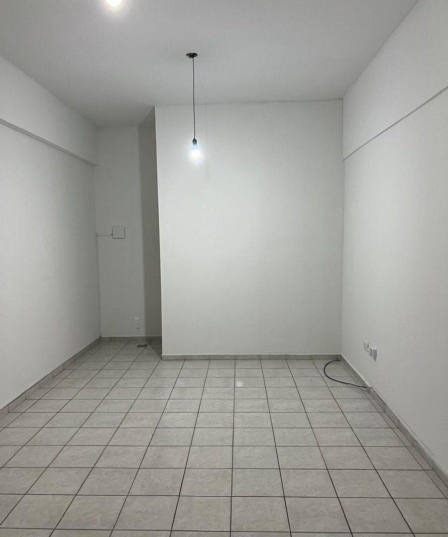 Foto de VENTA LOCAL LUJAN MENDOZA, imagen 1