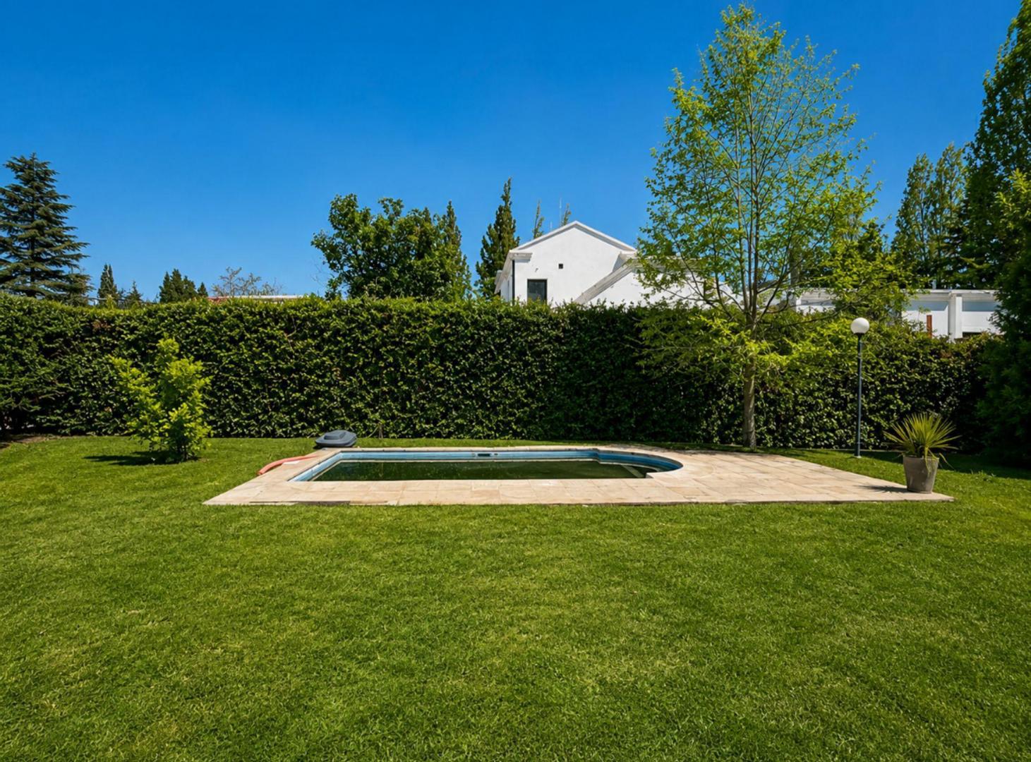 Foto de VENTA CASA EN 1 PLANTA C/ PISCINA CHACRAS DE CORIA, imagen 3