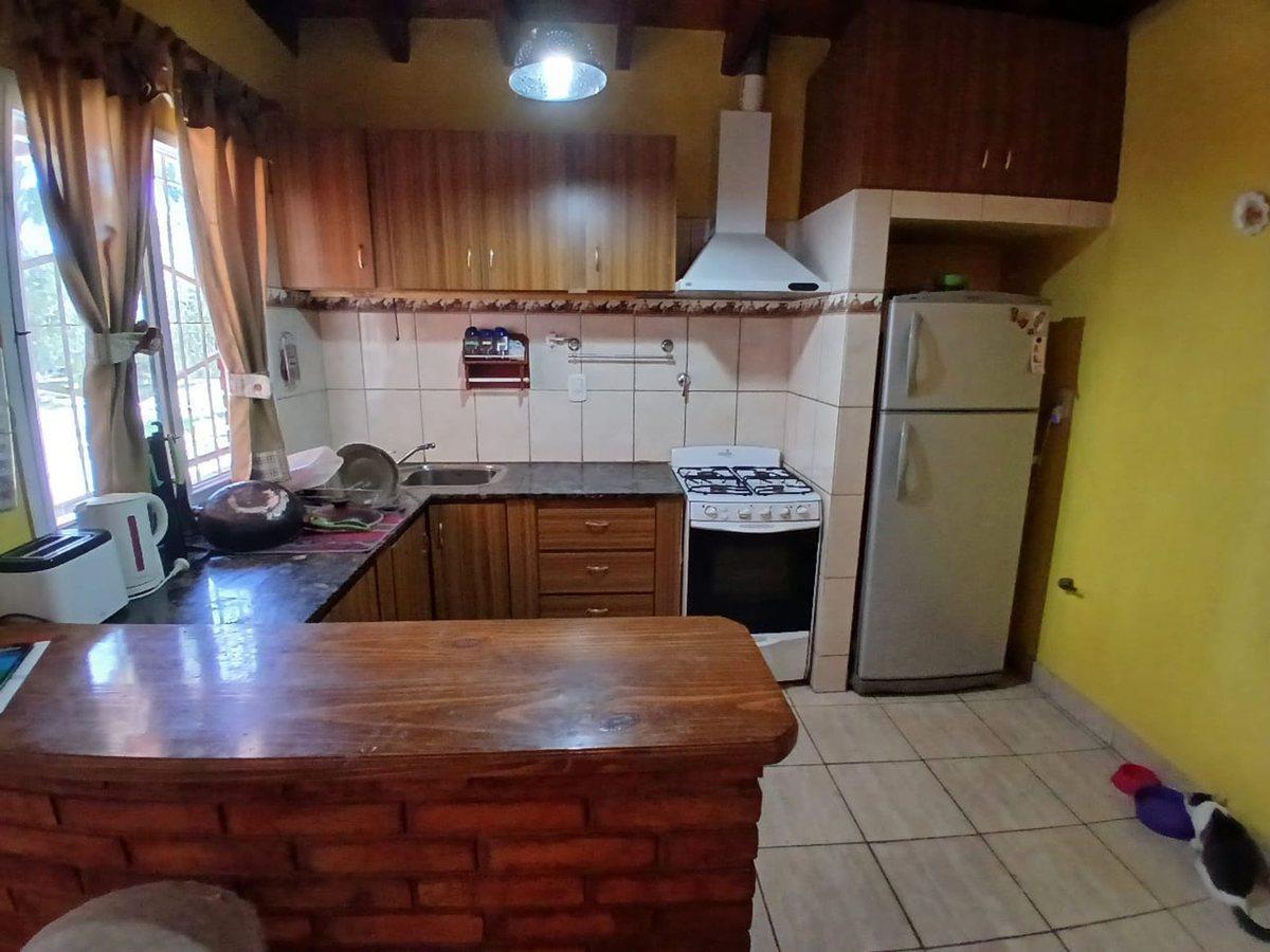 Foto de Casa con Salón + Quincho y Pileta, imagen 2
