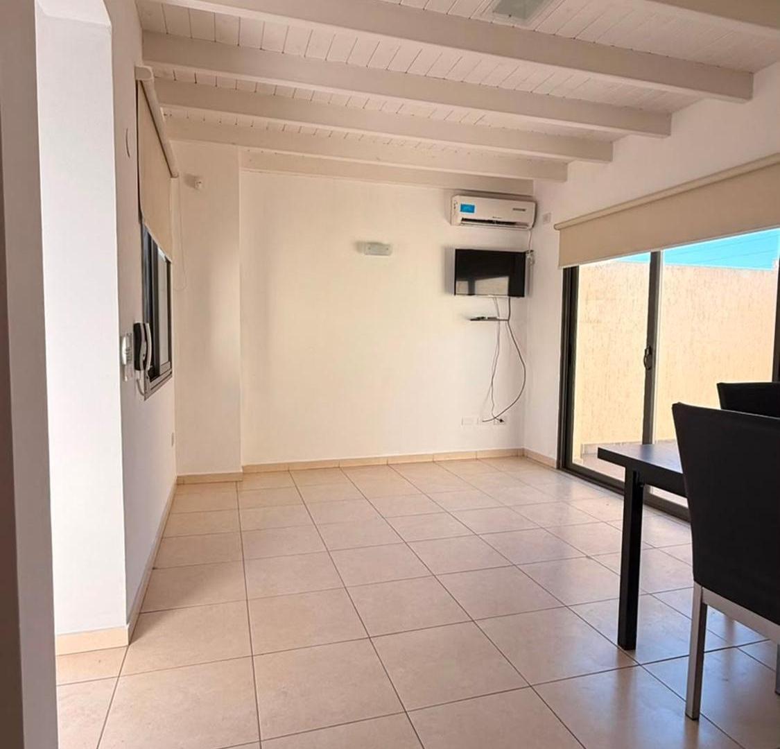 Foto de Alquiler departamento 1 dormitorio- DORREGO, imagen 4