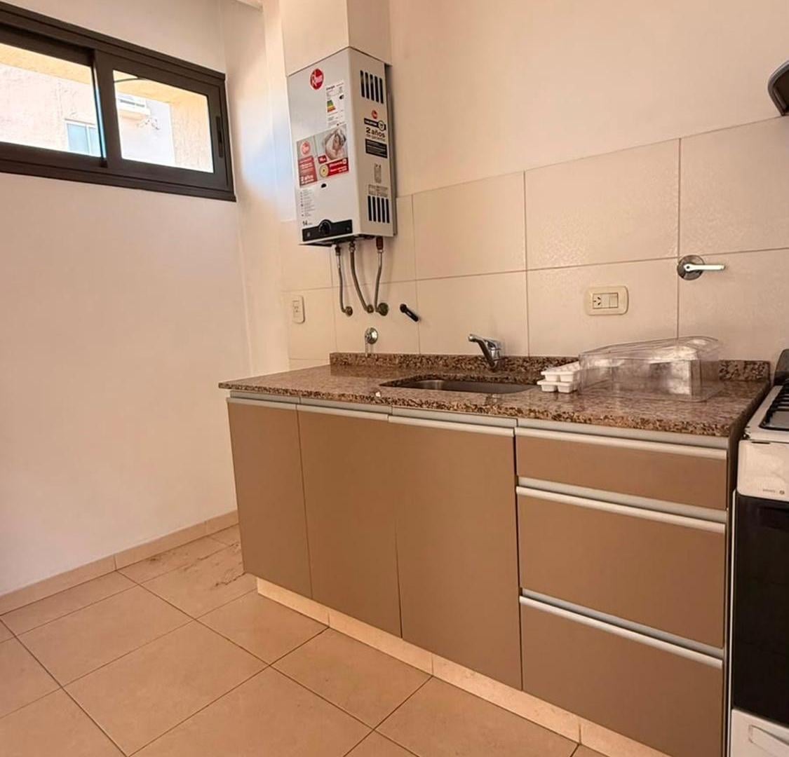 Foto de Alquiler departamento 1 dormitorio- DORREGO, imagen 2