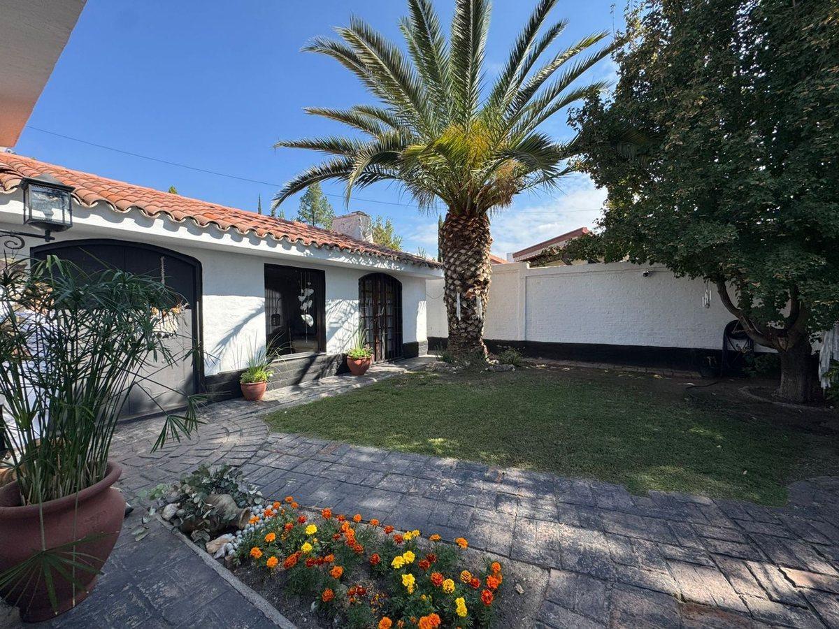 Foto de VENTA CASA MAS DEPARTAMENTO CHACRAS LUJAN MENDOZA, imagen 2