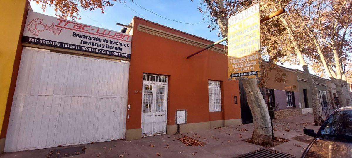 Foto de Propiedad Comercial: Galpón + Salón + Casa, imagen 3