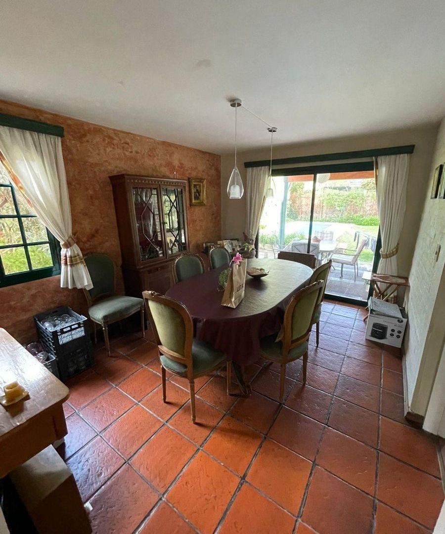 Foto de SE VENDE CASA EN BARRIO DALVIAN CIUDAD DE MENDOZA, imagen 5