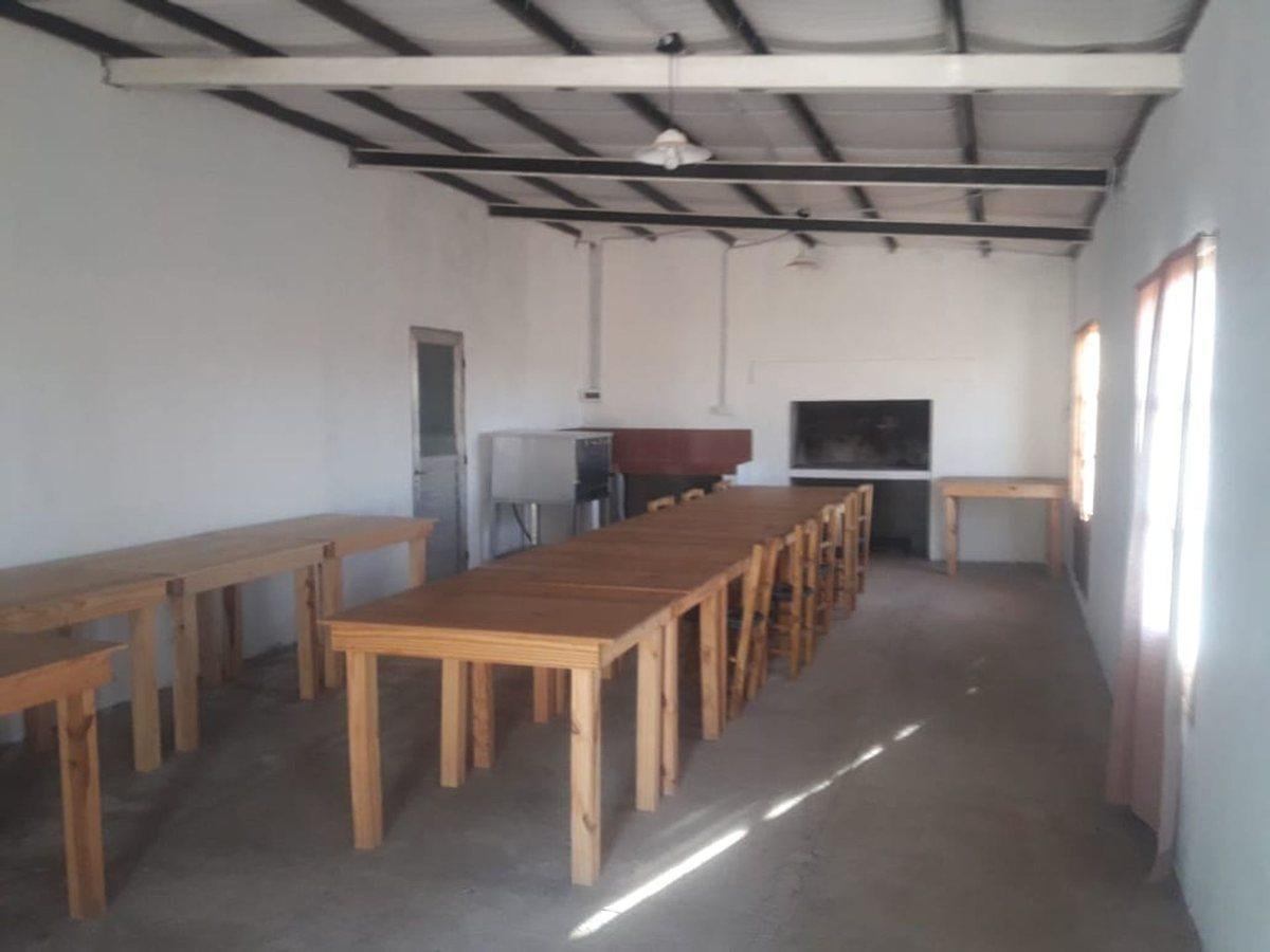 Foto de Finca con casa, quinchos, piletas. General Alvear., imagen 1