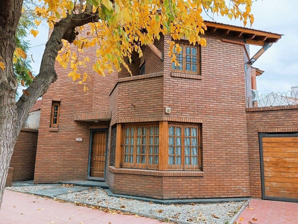 Foto de Venta de casa en Alto Dorrego, Guaymallén, Mendoza, imagen 1