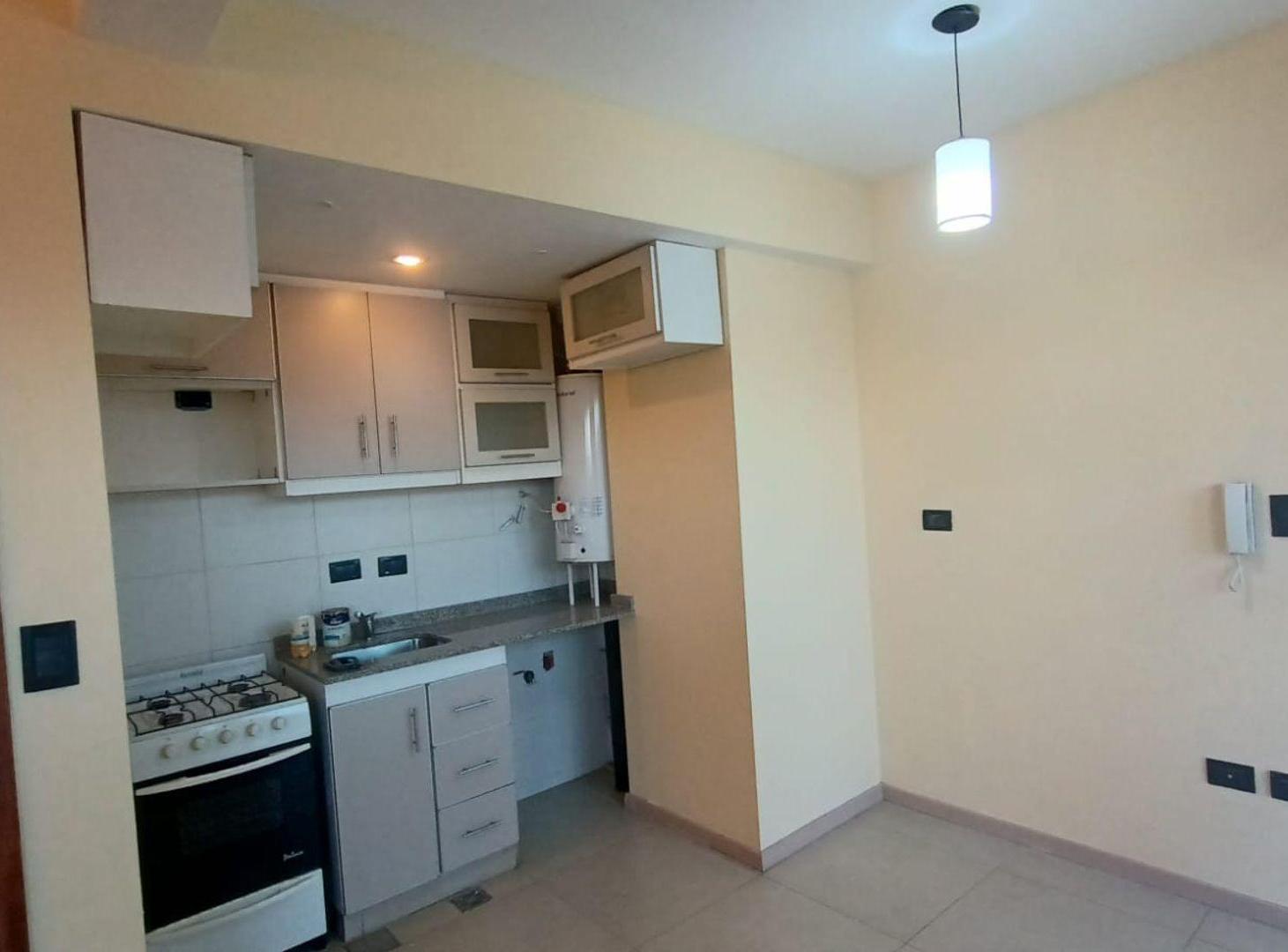 Foto de VENTA DEPARTAMENTO en Beltrán y Biritos Godoy Cruz, imagen 4