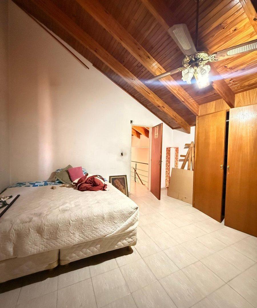 Foto de Venta Casa importante B. Semi privado. Guaymallén, imagen 4