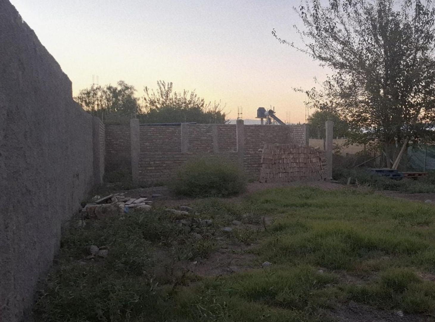 Foto de Venta lote/casa en obra grueso Primavera Mendoza, imagen 2