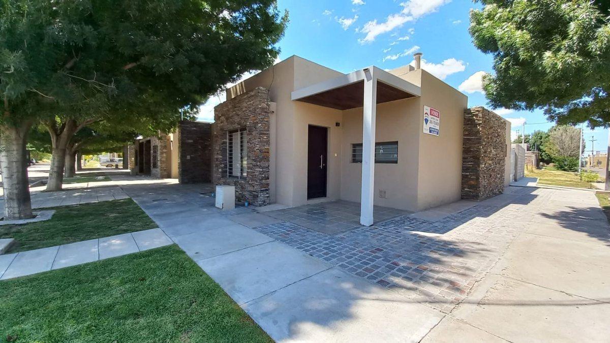 Foto de VENTA CASA TUNYAN MENDOZA., imagen 1