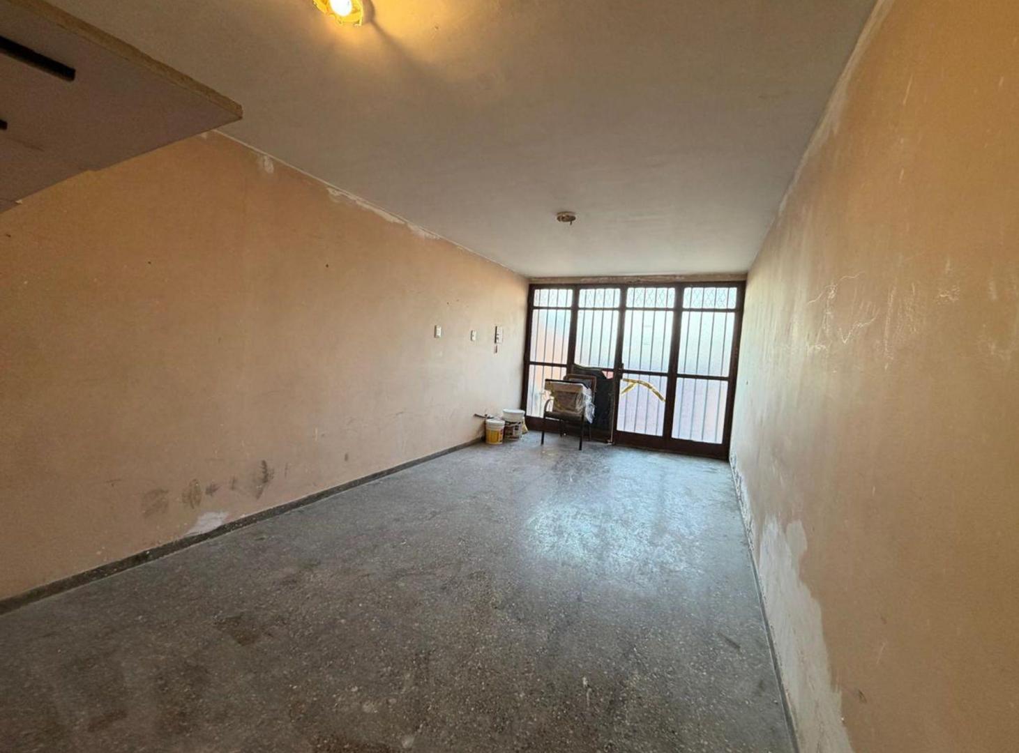 Foto de CASA EN VENTA 3 DORMITORIOS, GUAYMALLÉN, imagen 1