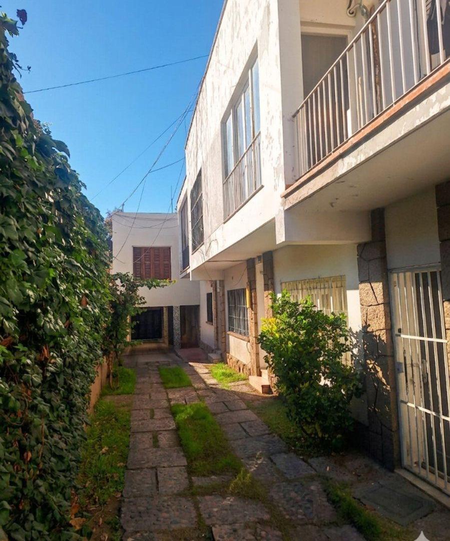 Foto de VENTA DE DEPARTAMENTO - BARRIO BOMBAL GODOY CRUZ., imagen 3