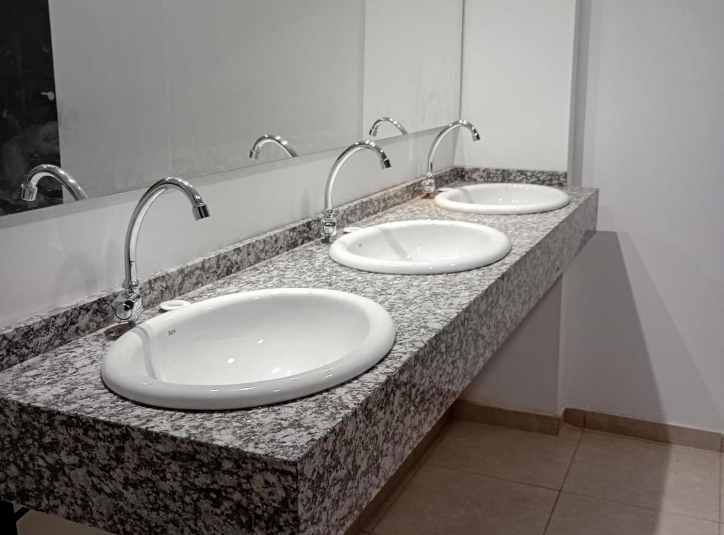 Foto de Importante Galpón Comercial en Alquiler en Tunuyan, imagen 5