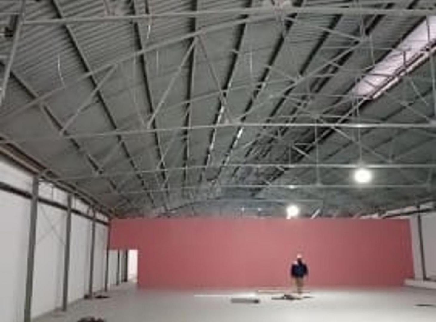 Foto de Importante Galpón Comercial en Alquiler en Tunuyan, imagen 2