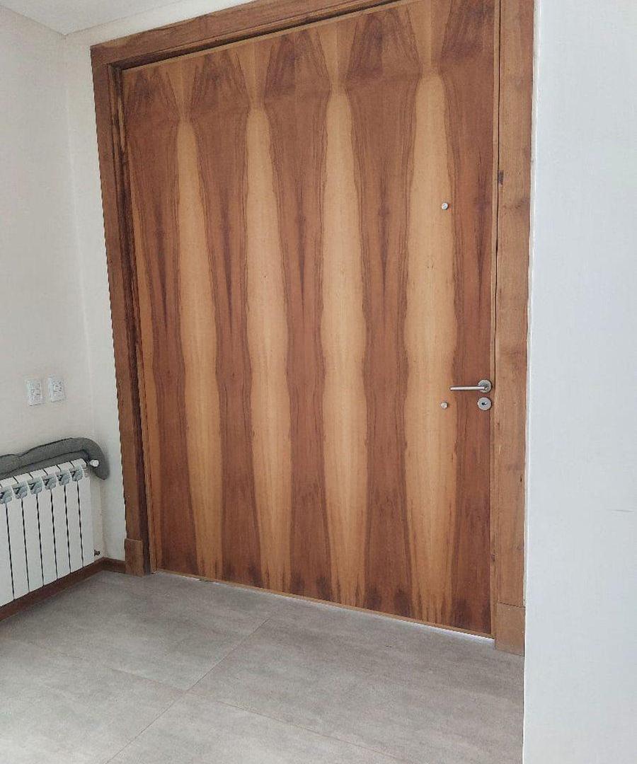 Foto de Venta Hermosa Casa en Lar de Boedo, imagen 2