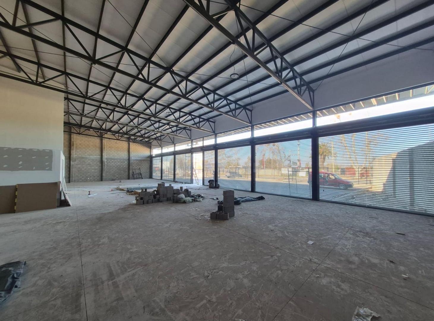 Foto de LOCALES COMERCIALES EN ALQUILER, imagen 2