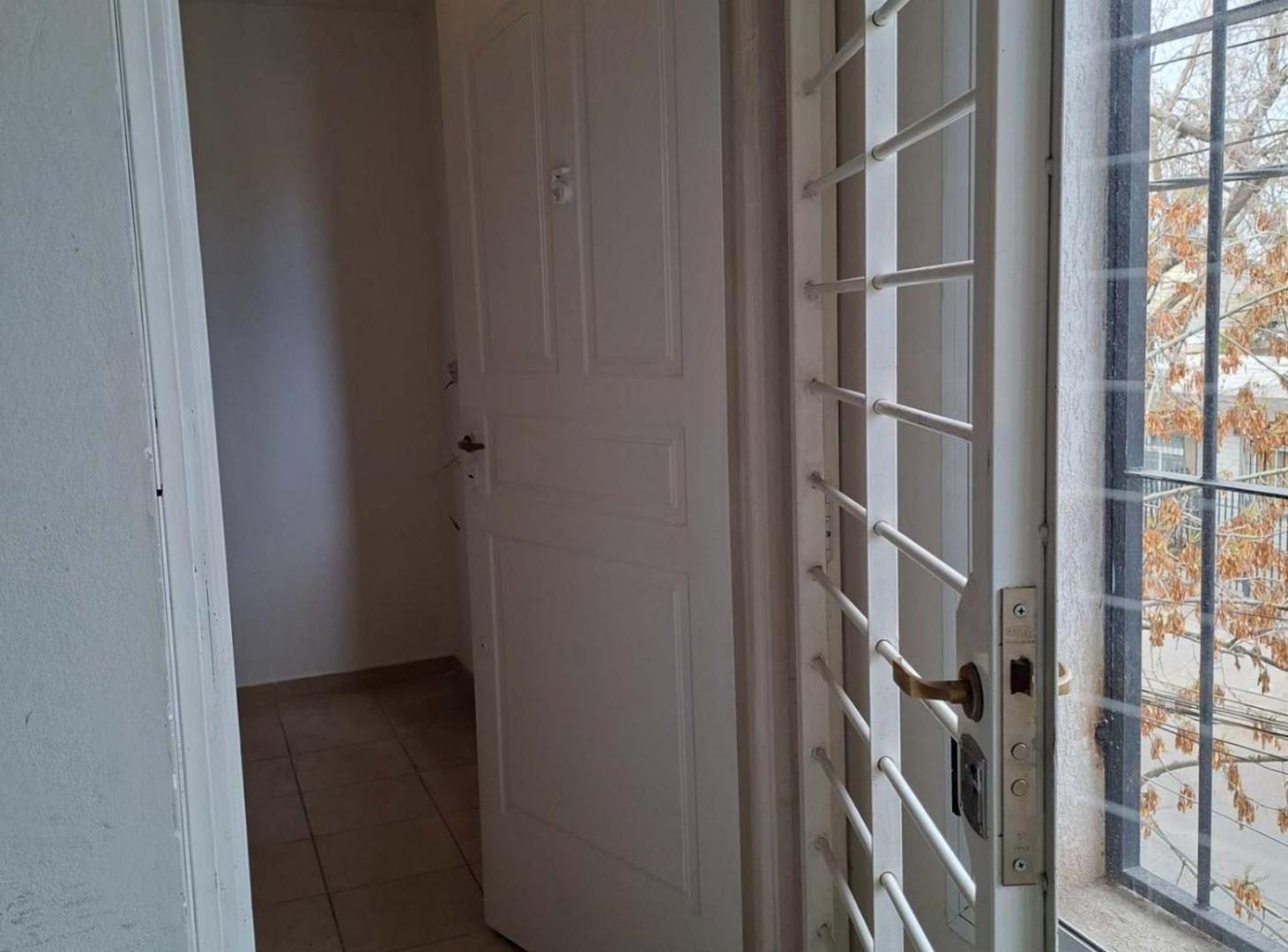 Foto de Alquiler Departamento. Villa Nueva Guaymallén, imagen 1