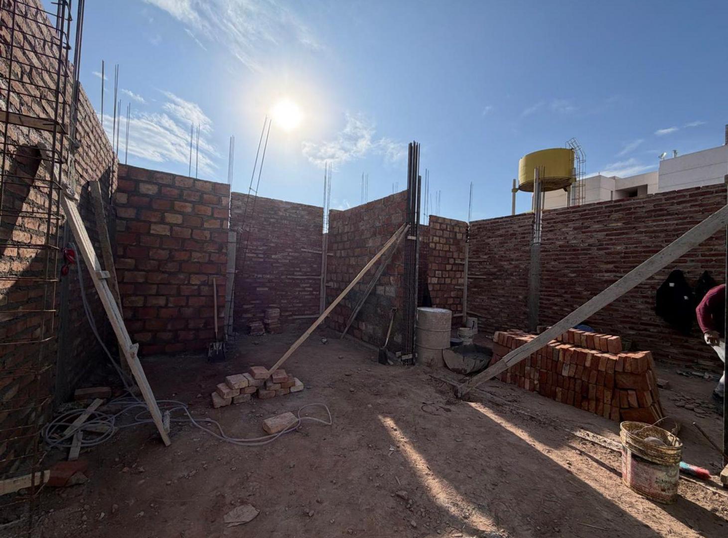 Foto de VENTA MODERNO DEPTO 2 DORMITORIOS, GUAYMALLÉN, imagen 3