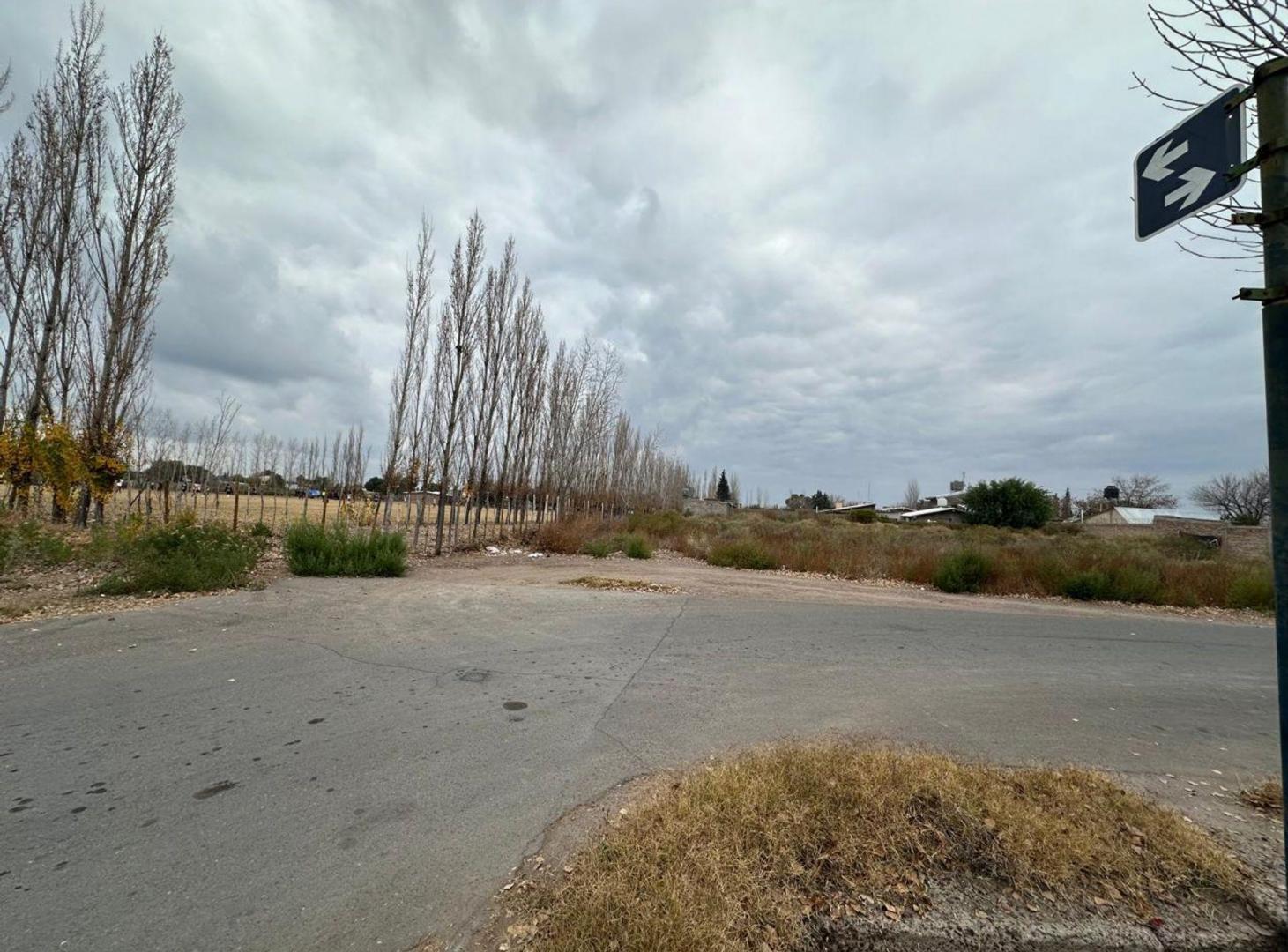 Foto de LOTE EN VENTA RIVADAVIA BARRIO PETROLEROS, imagen 3