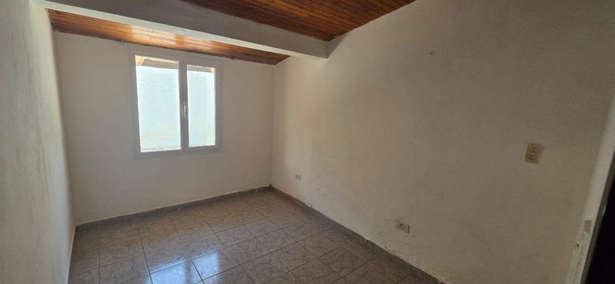Foto de VENTA CASA 3 DORMITORIOS GUAYMALLEN, imagen 3