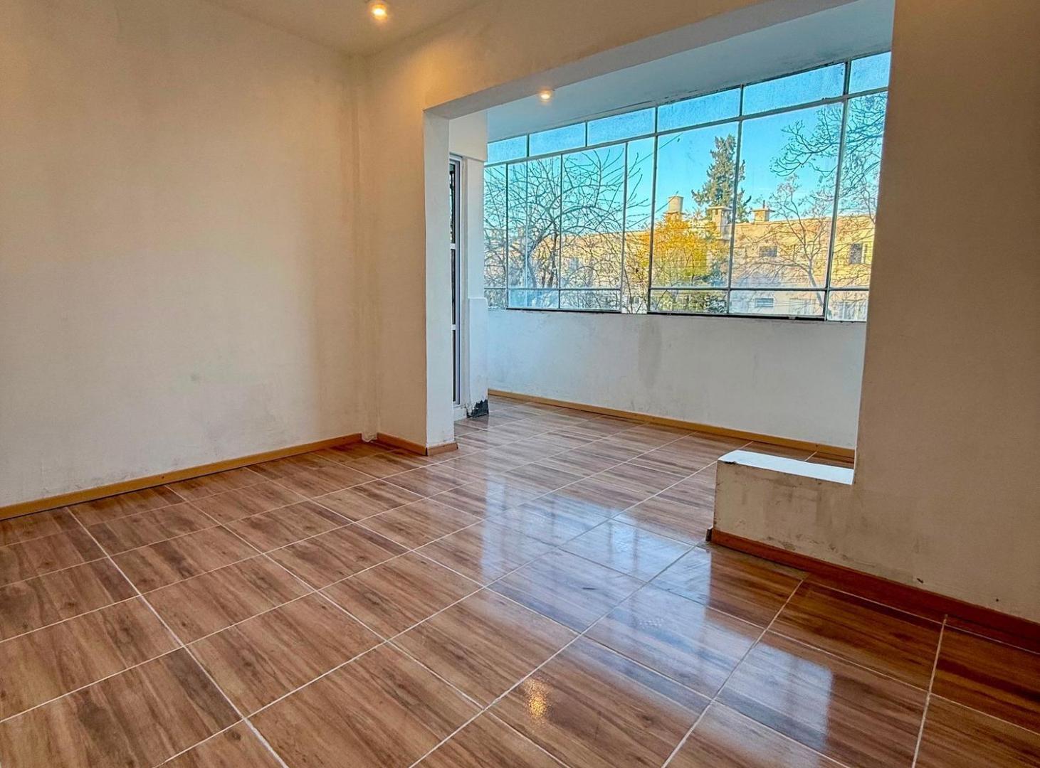 Foto de venta Departamento Los Tilos B°Cano Ciudad Mendoza, imagen 3