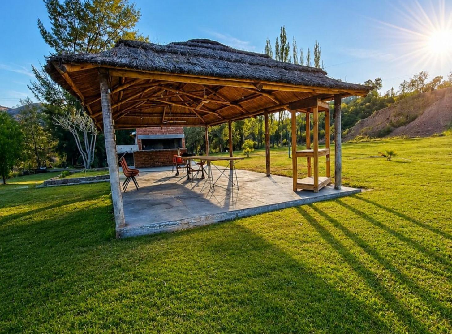 Foto de Casa con piscina y quincho – Camino al Autódromo, imagen 5