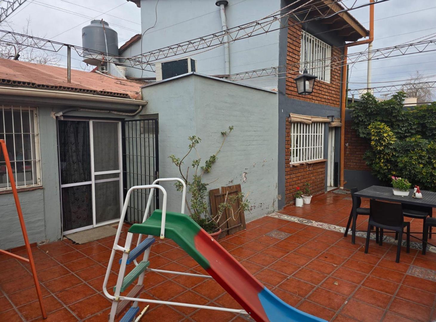 Foto de CASA EN VENTA CALLE AZCUENAGA - GUAYMALLEN, imagen 1