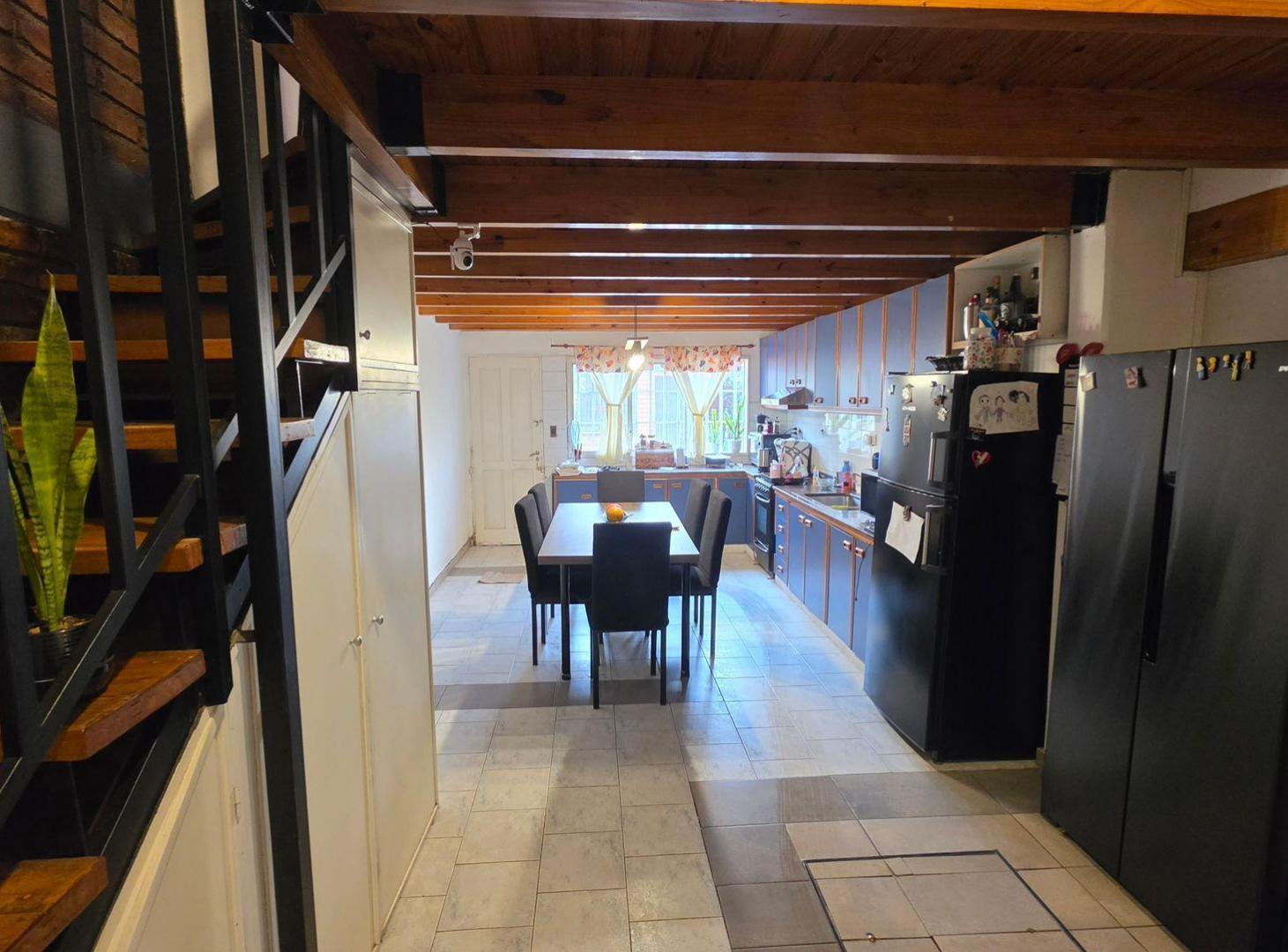 Foto de CASA EN VENTA CALLE AZCUENAGA - GUAYMALLEN, imagen 4