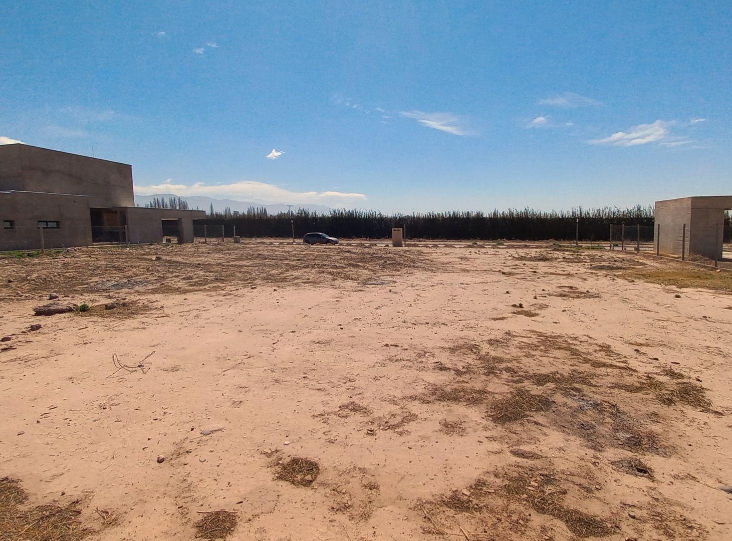 Foto de Terreno en venta - Barrio privado Vistalba - Luján, imagen 2
