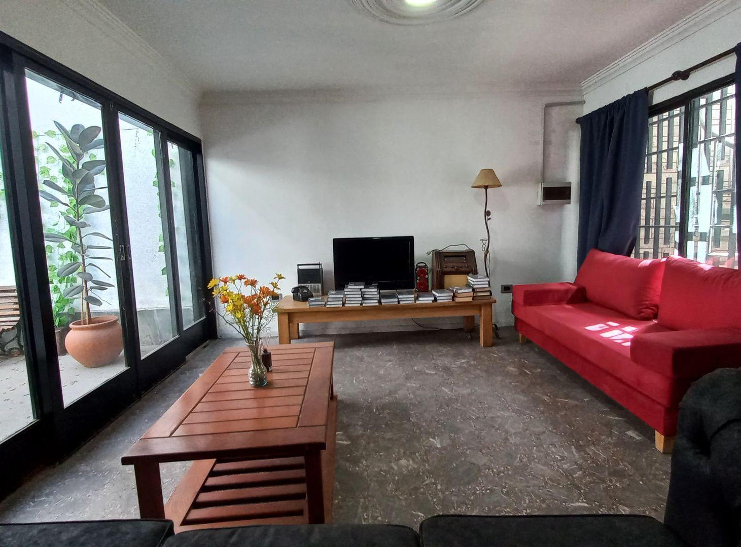 Foto de Casa en venta con departamento - Guaymallén, imagen 3