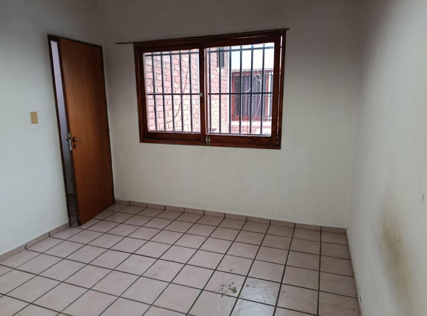 Foto de ALQUILER DUPLEX LUZURIAGA MAIPU, imagen 5