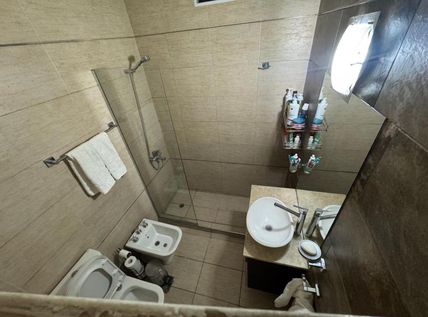 Foto de VENTA DE CASA - GUAYMALLEN MENDOZA., imagen 2