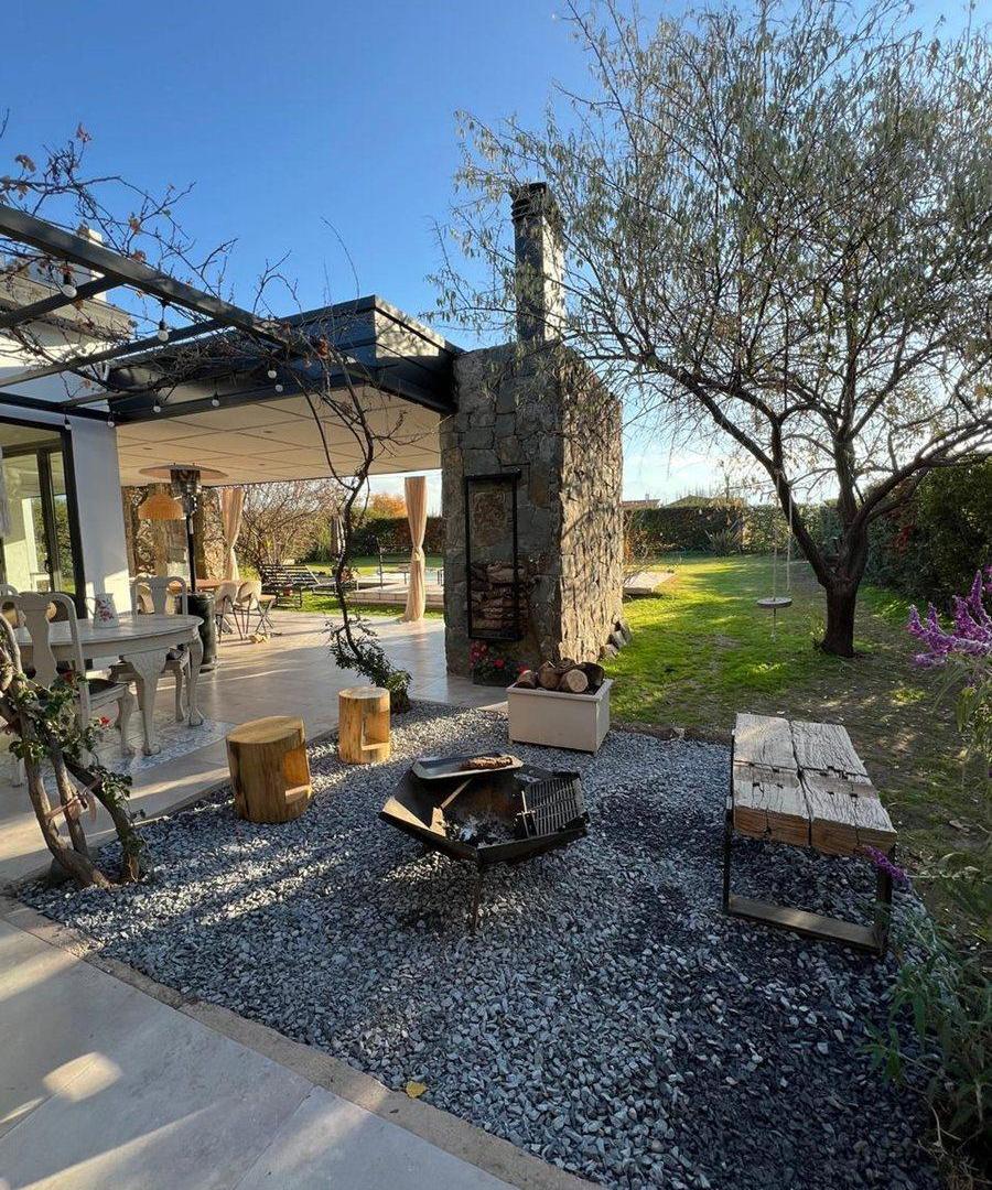Foto de Se vende casa en Lujan De Cuyo, Mendoza, imagen 1